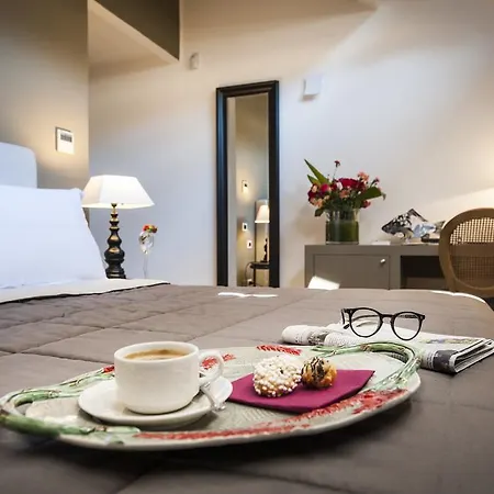 Bb 22 Palace Palermo