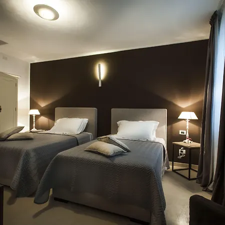 Bb 22 Palace Palermo