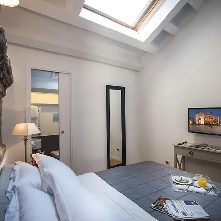 Bb 22 Palace לינה וארוחת בוקר 4*