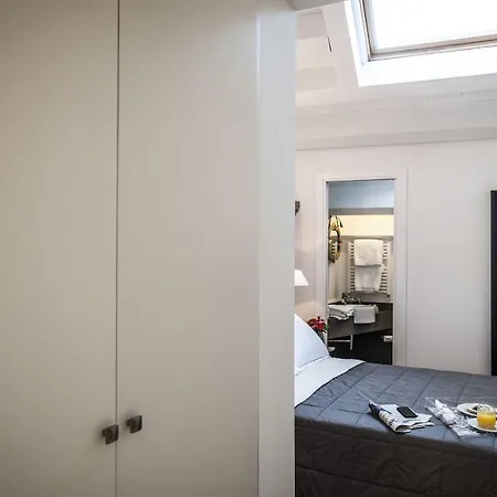 לינה וארוחת בוקר Bb 22 Palace פלרמו