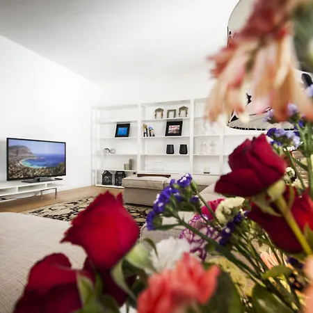 Bb 22 Palace לינה וארוחת בוקר